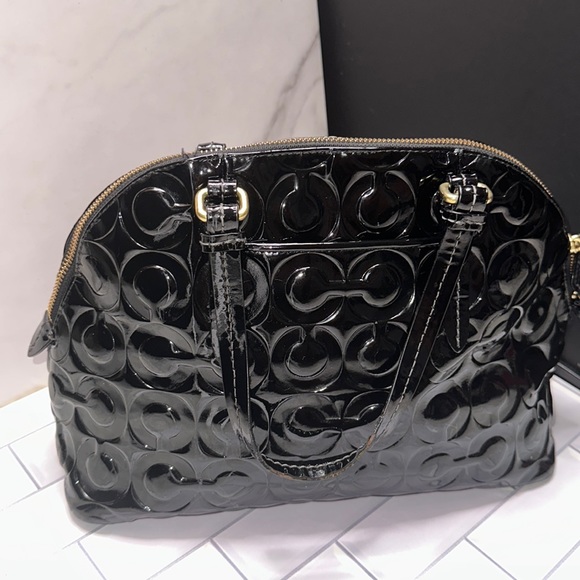 Authentic/ 💋🌟Coach bag / cross body🖤 - Picture 5 of 9